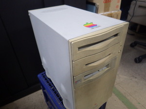 ☆Apple Macintosh Quadra 840av Model No.M9020（#Y-008）「140サイズ」☆