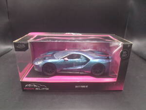 ミニカー　PINK SLIPS 1/24　2017 FORD GT　フォードGT