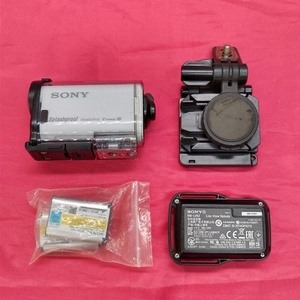 【中古現状品】SONY ビデオカメラ アクションカム AS100V ウォータープルーフケース付 HDR-AS100V