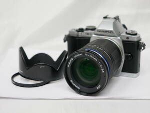 #4212 OLYMPUS E-M5 om-d digital 14-150mm F4-5.6 オリンパス ミラーレス一眼カメラ