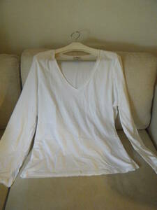 OLD NAVY オールドネイビー ＸＬ　白　シンプル　Ⅴネック長袖トップス～大きいサイズ　（未使用）　日焼け対策に！