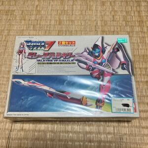 バンダイプラモデル　マクロス7 1/144 ミレーヌ バルキリー バトロイドモード&ファイターモード2機セット　未組立