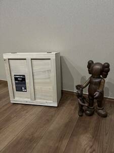 KAWS Good Intentions Wood Sculpture カリモク　JAPAN彫刻 置物 オブジェ 