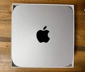 Mac mini Apple M2 Proチップ（10コアCPU/16コアGPU）/SSD 512GB/メモリ 16GB MNH73J/A　中古美品