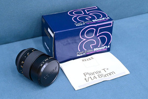 F227 マニア収集品 超美品 コンタックス CONTAX CARL ZEISS Planar 85mm F1.4