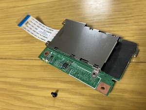 DELL VOSTRO 3700 P06E 17インチ サービスタグ HT175N1 についてた　基板部品1　中古