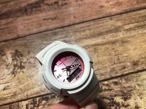 良好 アナデジ CASIO カシオ g-shock mini ジーショックミニ 4706 GMN-50 ホワイト×ピンク系 グラデーション ユニセックス 腕時計