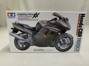 ★☆１：１２　Ｈｏｎｄａ　ＣＢＲ１１００ＸＸ　スーパーブラックバード　Ｃ　１９９７ ＴＡＭＩＹＡ １４０７０＊