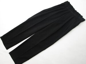 美品 ローリーズファーム LOWRYS FARM ツータッククロップドパンツ F ブラック 【メール便可】