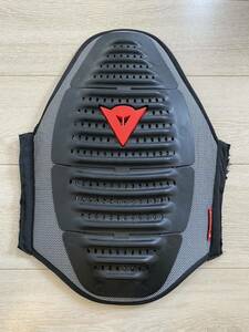 DAINESE バックプロテクター　ドゥカティコラボ　ダイネーゼ　プロテクター　脊椎パッド　DUCATI