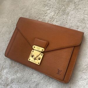 鍵付 LOUIS VUITTON ルイヴィトン エピ セリエ ドラゴンヌ セカンドバッグ クラッチバッグ ブラウン M52618