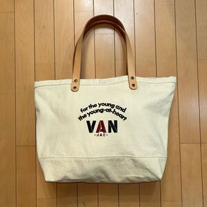 VAN JAC ヴァンヂャケット★アーチロゴ レザーハンドルトートバッグ ★VAN JACKET