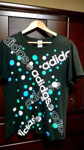 Tシャツ　アディダス　adidas 中古　サイズM～L