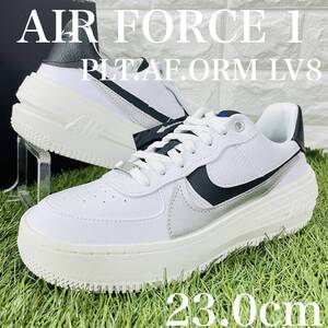 即決 ナイキ ウィメンズ エア フォース1 プラットフォーム LV8 白黒 ホワイト シルバー Nike Air Force1 厚底 23.0cm 送料込み DX3199-100