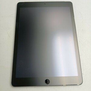 A iPad第5世代　MP1J2J/A 32G 32ギガ　シルバー　SIMロック有　 Wi-Fiモデル　359455083311087　 