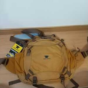 MOUNTAINSMITH 　マウンテンスミス　デイ　DAY Rust Brown 13Ｌ