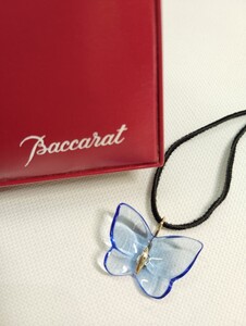 ⑪☆Baccarat バカラ K18 金 蝶モチーフ バタフライ クリスタルガラス ブルー 青 チョーカー ネックレス ペンダント アクセサリー 箱