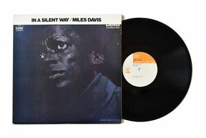 Miles Davis / In A Silent Way / マイルス・デイビス / CBS/Sony SOPL 170 / LP / 国内盤 / 1972年