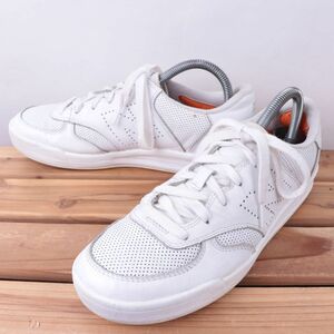 z3442【CRT300AE】ニューバランス US7 25.0cm/白 ホワイト newbalance メンズ ユニセックス スニーカー 中古