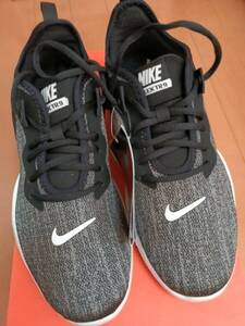 NIKE　ナイキスニーカー　25cm