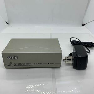 （514-21）【通電OK・ジャンク扱い】ATEN モニタ2台に分配し表示可能 VGA分配器 VS-92A