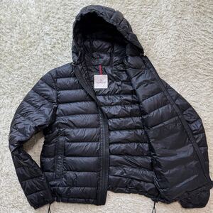 F17 未使用級!!モンクレール『幻の逸品』MONCLER ダウンジャケット XL キルティング 軽量極暖◎ロゴワッペン ライト 軽量 ◎秋冬