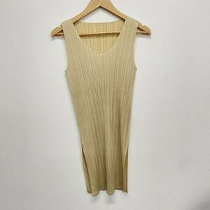 【PLEATS PLEASE ISSEY MIYAKE】プリーツプリーズイッセイミヤケ★ノースリーブ カットソー プリーツ サイドスリットPP05-JK002 size4 09