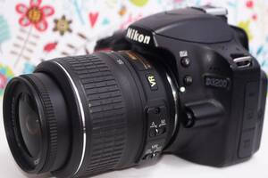 初心者おすすめNikon D3200標準レンズセットスマホ転送OK