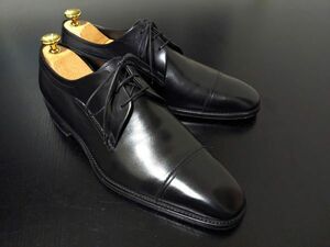 極美品 使用回数少 フェラガモ 8EE Ferragamo ストレートチップ ドレスシューズ 黒 8704