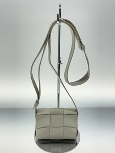 BOTTEGA VENETA◆キャンディカセットミニ/ショルダーバッグ/マキシイントレチャート/レザー/WHT