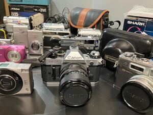 Canon Nikon YASHICA FUJIFILM FUJIKA キャノン カメラ フィルムカメラ コンパクトデジカメ デジタルビデオカメラまとめ 現状品 ジャンク 