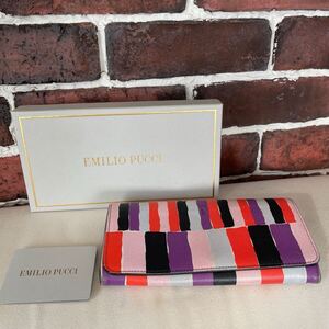 長財布　エミリオプッチ　EMILIO PUCCI