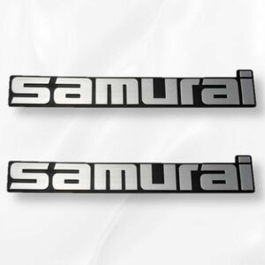 スズキ 海外仕様 samurai サイド エンブレム 2個 ジムニー SUZUKI SJ30 SJ40 JA71 JA51 JA11 JA12 JA22 JB31 JB32 サイドエンブレム 新品