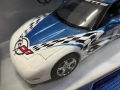 コルベット C5 Z06 UT社製　1/18 　