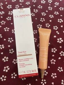 送料込CLARINSクラランス トータル アイ スムース　7ml 新品　目元 美容液