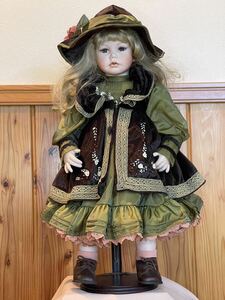 Porceain Doll『 ポーセリンドール 人形 』ビスクドール 女の子 西洋陶器人形 