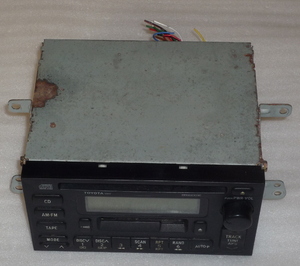 TOYOTA純正CD/カセットデッキ　CQ-JS6650A　中古品