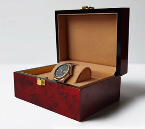 【最安・未使用】腕時計 収納 ケース 箱 ディスプレイ ボックス コレクション クッション 持ち運び 木 アクセサリー ジュエリー
