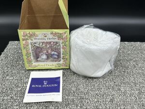 ３６　★ 未使用 RoyalDoulton ロイヤルドルトン　Brambly Hedge ブランベリーヘッジ　マグカップ　ウェディングビーカー