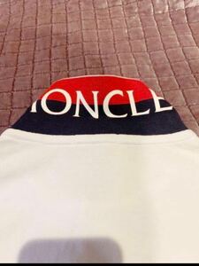 Moncler 男性用　白色ポロシャツ　Sサイズ　新品未使用