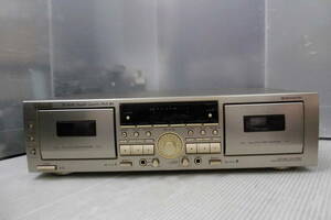 ●TEAC；ダブルカセツト・W-860R・リモコン付（動作品）