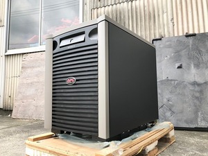 【米軍放出品】未使用品 APC SYMMETRA LX 無停電電源装置 9バッテリータワー UPS バッテリーキャビネット ☆BH21CM-W#24