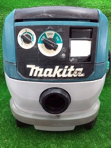 中古品 makita マキタ 集じん機 容量8L 粉じん専用 連動コンセント付 VC0830