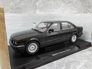 MCG 1/18 BMW 5シリーズ E34 黒