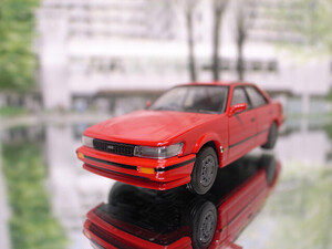 TOMYTEC / TLV 1/64 LV-N11a 日産 ブルーバード 2.0ＳＳＳ アテーサＸ 希少美品