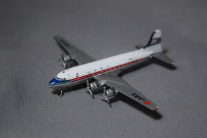 ■稀少1/400 ダグラスDC-4 日本航空JAL初期塗装(箱無し）【検】レシプロ旅客機 国際線 JAPAN AIRLINES ドラゴン ジェミニ ヘルパ