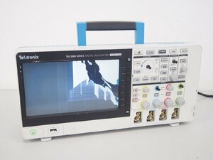 ☆【2K0413-8】 Tektronix テクトロニクス デジタルオシロスコープ TBS 2000 SERIES 70MHz 1GS/s TBS2074 C020796 100V ジャンク