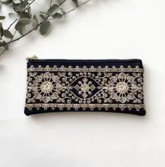 インド刺繍リボン　ペンケース