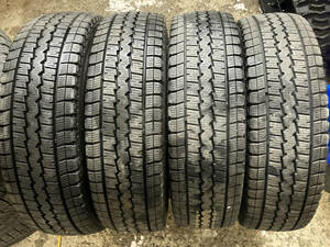 溝あり 195/80R15 107/105L LT 4本 DUNLOP SV01 冬タイヤ 貨物規格 ハイエースキャラバン 組換え/手渡し可 札幌市白石区 H1299TF