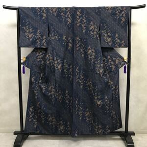 着物　総柄　単衣　小紋　ポリエステル　紺色　四季草花　春夏秋冬　着丈157cm 裄丈65cm 0509-16y